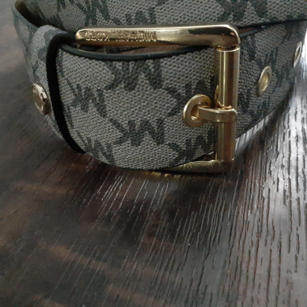 Womens Michael Kors  belt large
